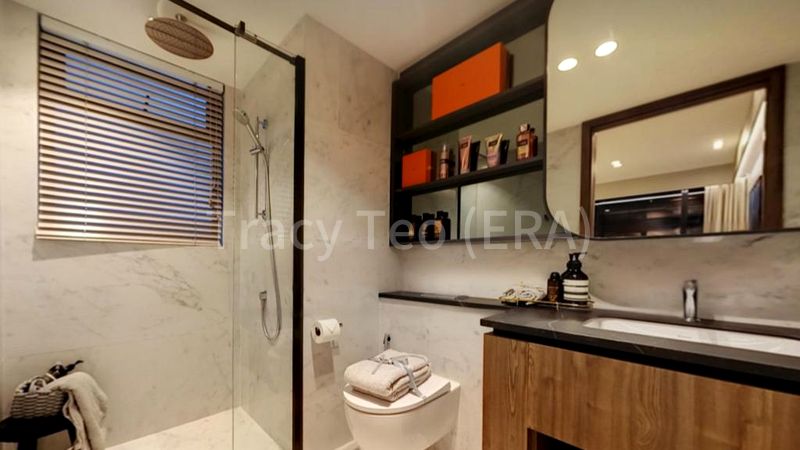 4 Bed Condo for Sale in  Sceneca Residence / Sceneca Square - Image 10