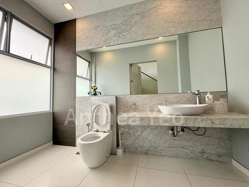 4 Bed Bungalow (Landed) for Sale in  Seletar Springs Condominium - Image 5