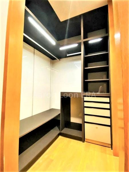 2 Bed Condo for Rent in  Marina One/ The Heart - Image 2