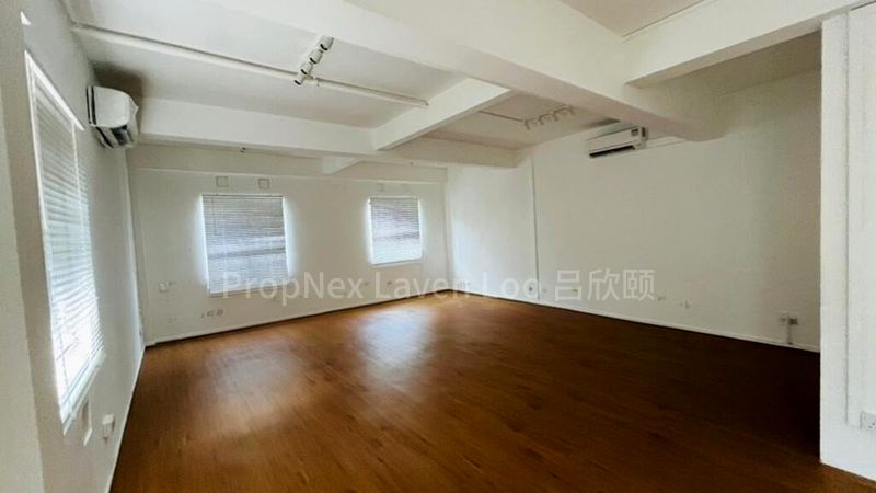 Light Industrial (B1) for Sale: Freehold showroom, office for sale; grab it now. - Image 2