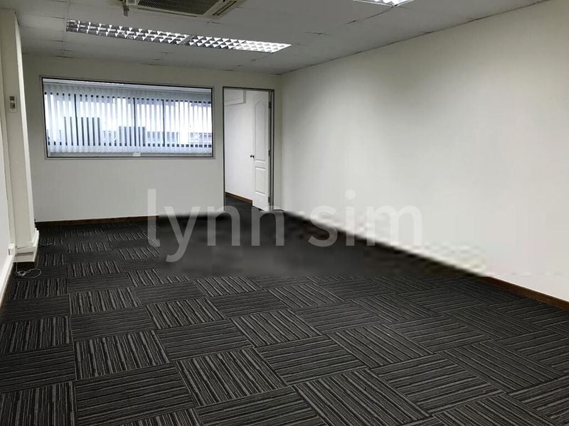 Light Industrial (B1) for Rent: Kapo Factory Building - Image 3