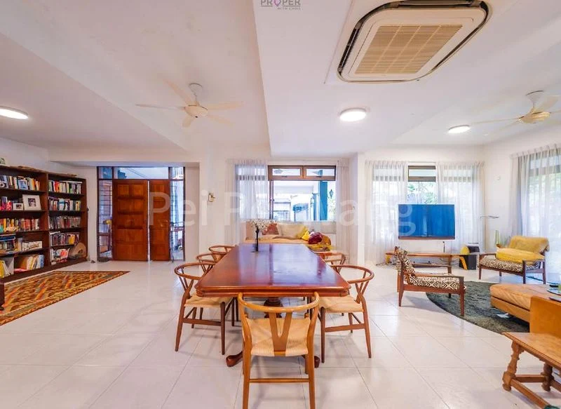 5 Bed Corner Terrace (Landed) for Sale in  Capitol Park - Image 3