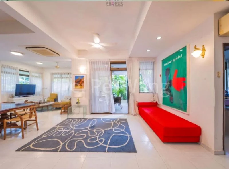 5 Bed Corner Terrace (Landed) for Sale in  Capitol Park - Image 2