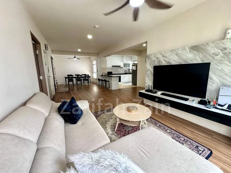 5 Room (5I) HDB for Sale in  409A Northshore Drive - Image 3