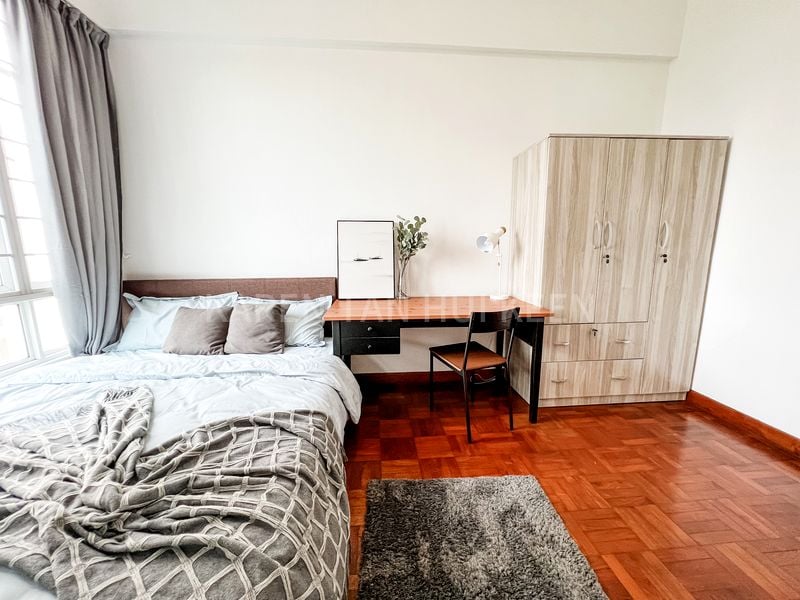 Common Room (Condo) for Rent in  Cavendish Park - Image 4