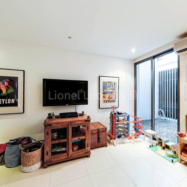 4 Bed Terraced House (Landed) for Sale in The Reef At King's Dock - Image 16