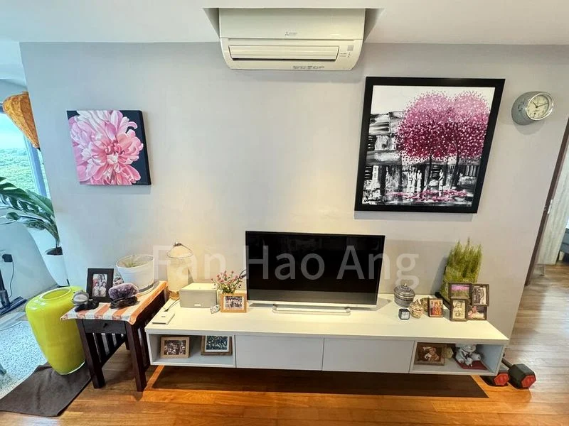 3 Room (3I) HDB for Rent in  32 Marine Crescent - Image 2