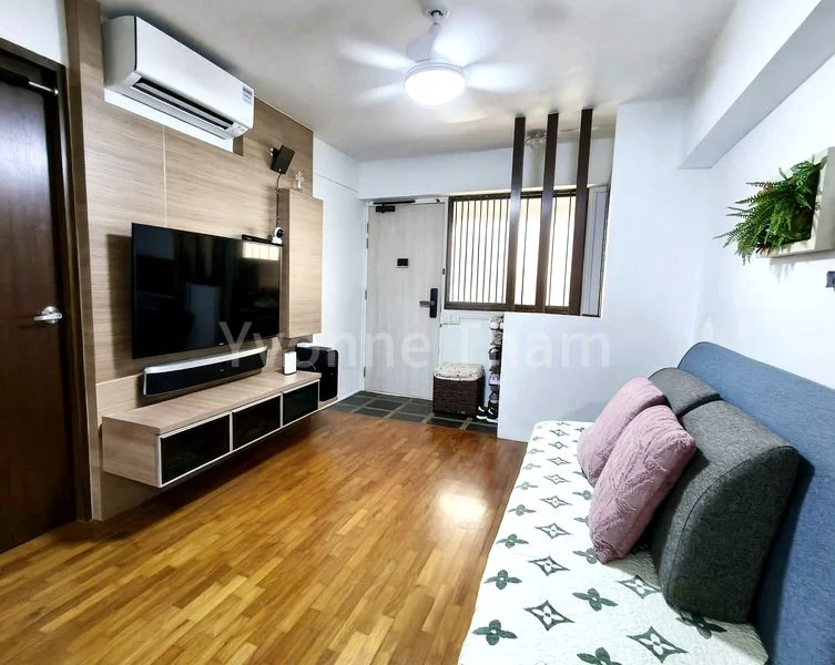 3 Room (3I) HDB for Sale in  21 Dover Crescent - Image 3
