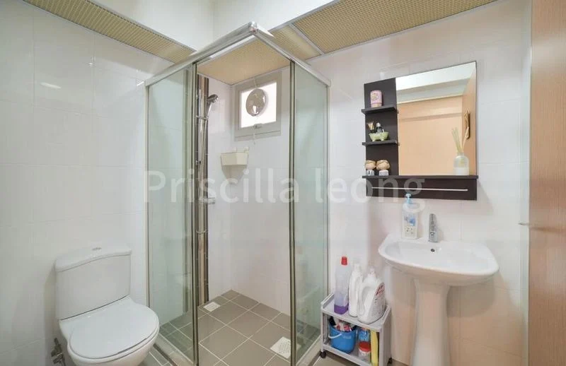 5 Room (5A) HDB for Rent in  665 Punggol Drive - Image 9