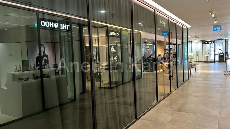 Mall Shop for Rent in  Singapore Marriott Tang Plaza Hotel - Image 4