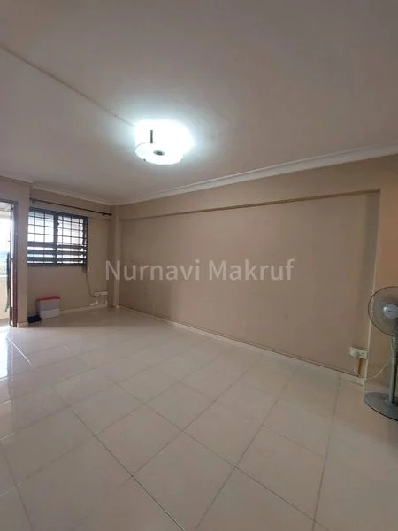 3 Room (3NG) HDB for Sale in  728 Clementi West Street 2 - Image 2