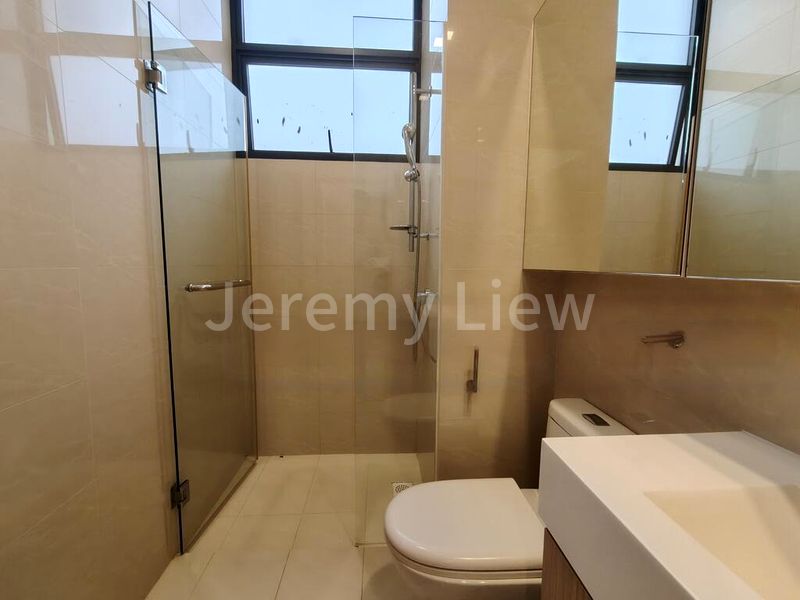 5 Bed Apartment (Condo) for Rent in  Hillion Residences / Hillion Mall - Image 11