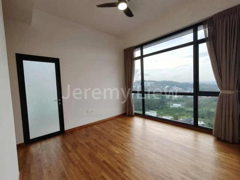 5 Bed Apartment (Condo) for Rent in  Hillion Residences / Hillion Mall - Image 1