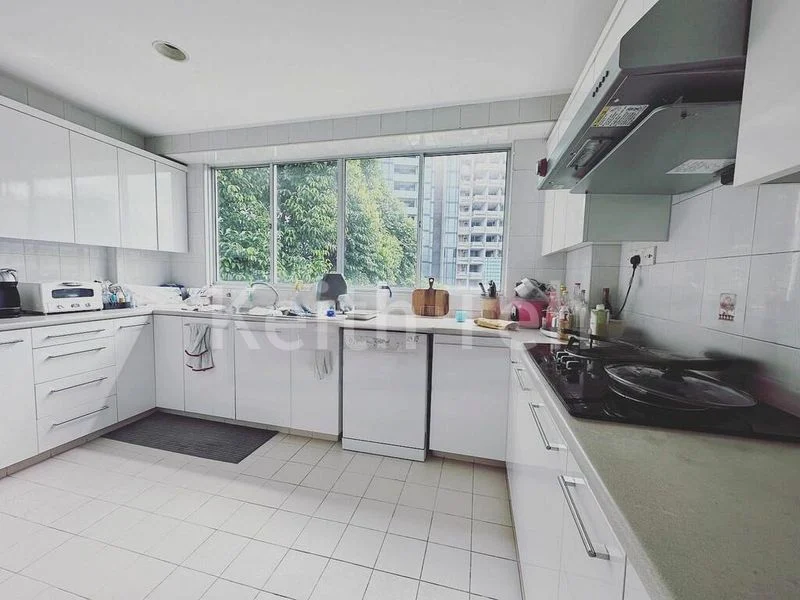 3 Bed Apartment (Condo) for Rent in  Holland Hill Park - Image 7