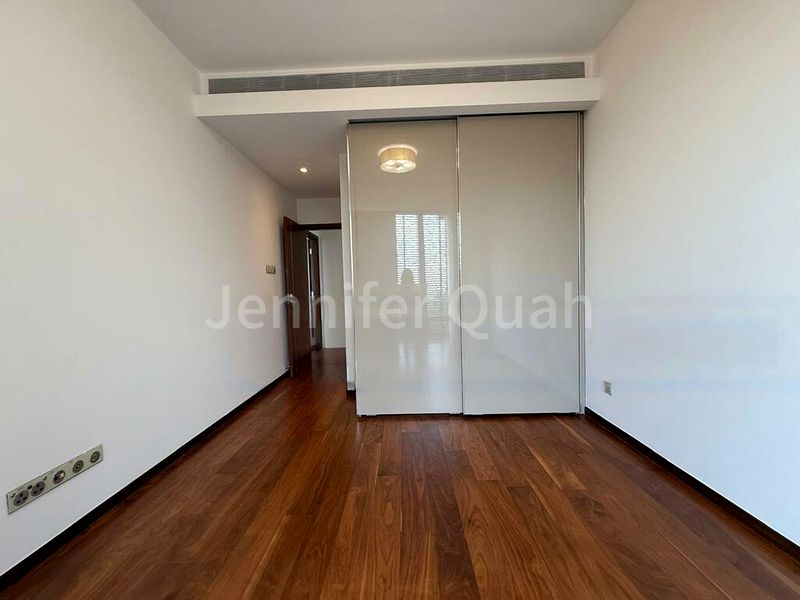 4 Bed Condo for Rent in The Orchard Residences - Image 13