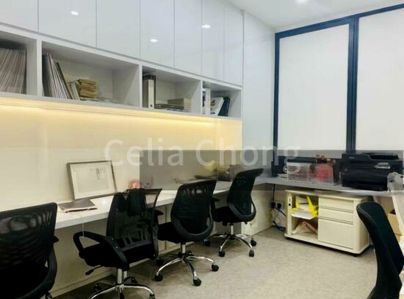 Light Industrial (B1) for Sale: E-Centre @ Redhill - Image 2