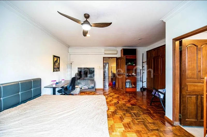 4 Bed Terraced House (Landed) for Sale in  Eng Kong Park - Image 9