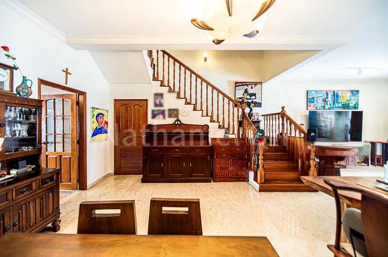 4 Bed Terraced House (Landed) for Sale in  Eng Kong Park - Image 2