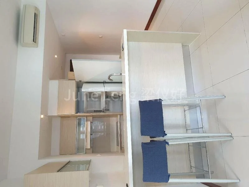 1 Bed Apartment (Condo) for Sale in  The Sail @ Marina Bay - Image 3