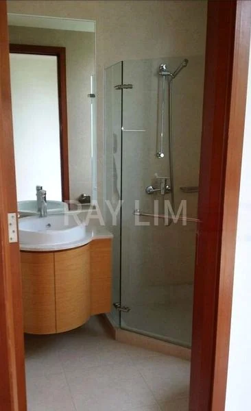 5 Bed Semi-Detached House (Landed) for Rent in  Bukit Villas - Image 11