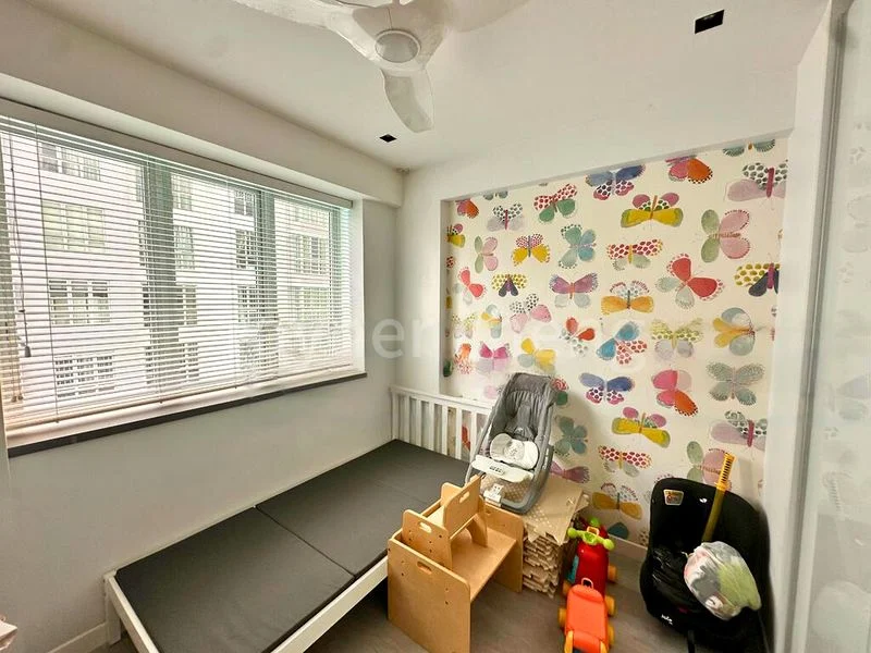 3 Bed Executive Condo for Sale in  Whitewater - Image 5