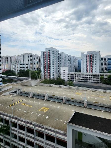 5 Room (5I) HDB for Sale in  688A Choa Chu Kang Drive - Image 4