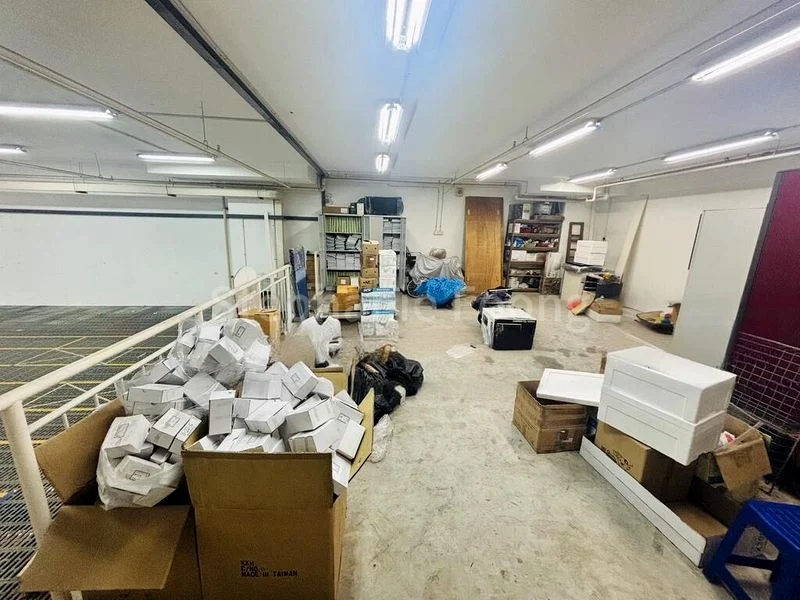 Light Industrial (B1) for Sale: 8B, Admiralty Street - Image 6