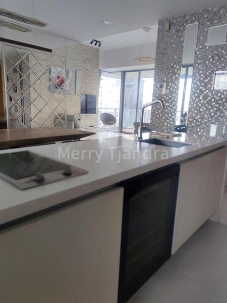 3 Bed Condo for Rent in  Paterson Suites - Image 5