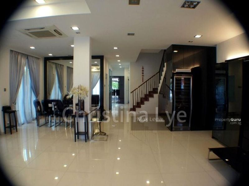 6 Bed Corner Terrace (Landed) for Sale in  406 Fernvale Road - Image 2