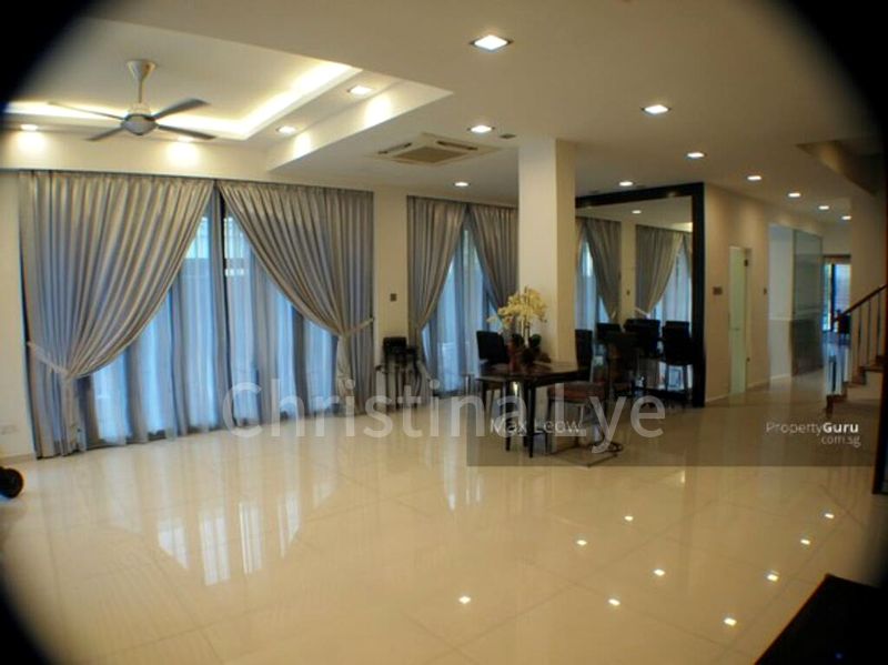 6 Bed Corner Terrace (Landed) for Sale in  406 Fernvale Road - Image 9