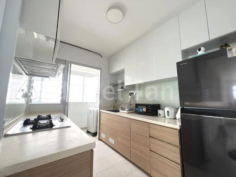 Master Room (HDB) for Rent in  96B Henderson Road - Image 2