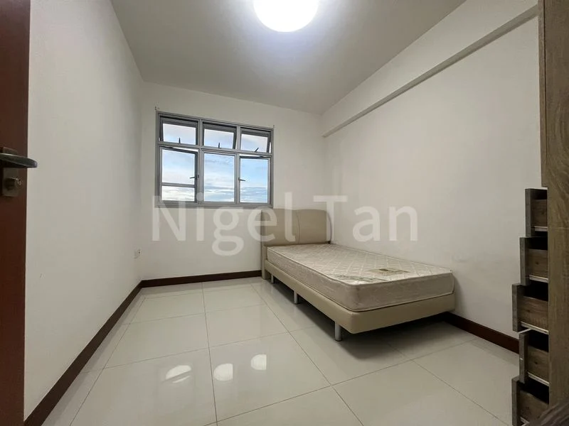 Master Room (HDB) for Rent in  96B Henderson Road - Image 1