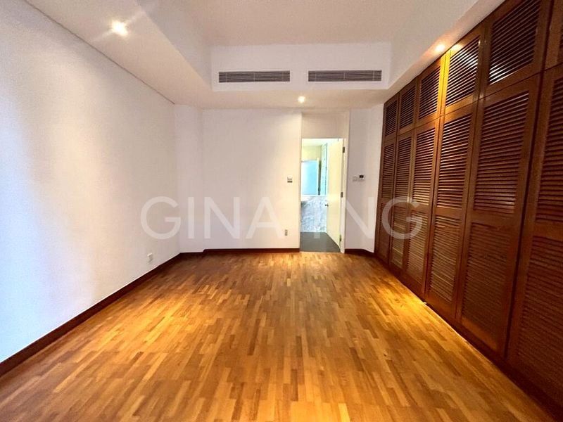 3 Bed Condo for Rent in  The Colonnade - Image 14