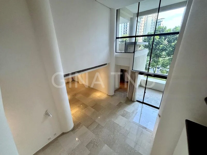 3 Bed Condo for Rent in  The Colonnade - Image 10