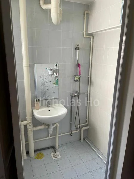 Master Room (HDB) for Rent in  567 Pasir Ris Street 51 - Image 1