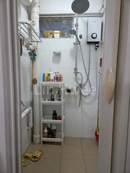 Common Room (HDB) for Rent in  207 Toa Payoh North - Image 3