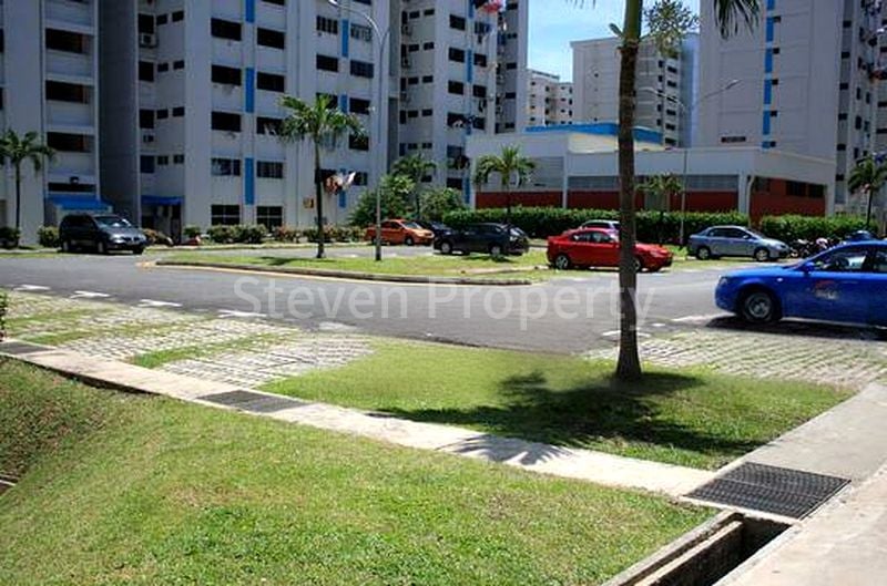Common Room (HDB) for Rent in  159 Yishun Street 11 - Image 2