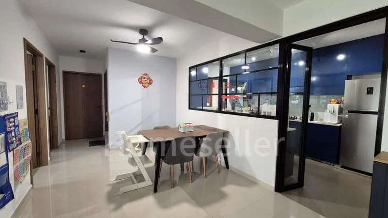 5 Room (5I) HDB for Sale in 463B Bukit Batok Street 41 - Image 6