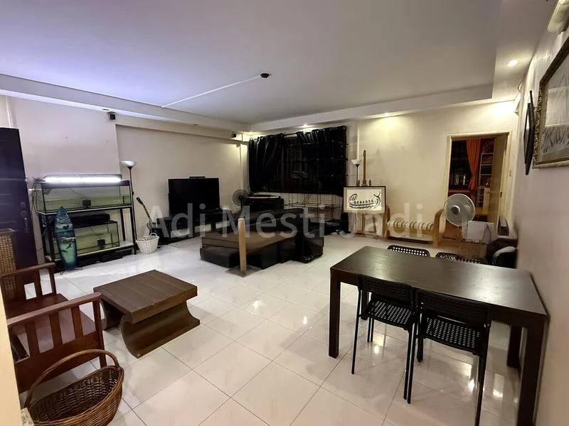 5 Room (5I) HDB for Sale in  663B Jurong West Street 65 - Image 3