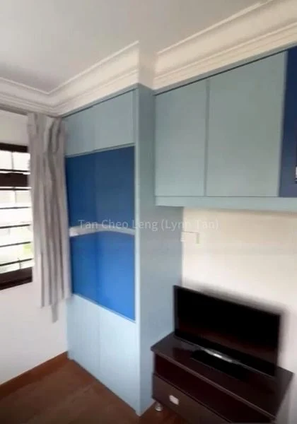 Common Room (HDB) for Rent in  698 Hougang Street 61 - Image 2