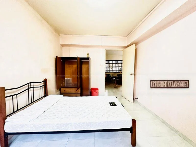 Common Room (HDB) for Rent in  246 Simei Street 5 - Image 1