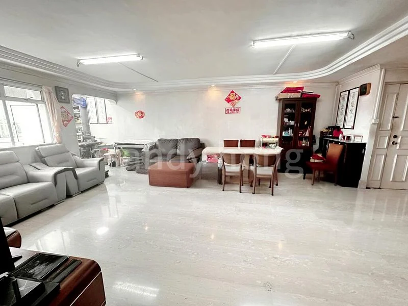 5 Room (5I) HDB for Sale in 267 Toh Guan Road - Image 1