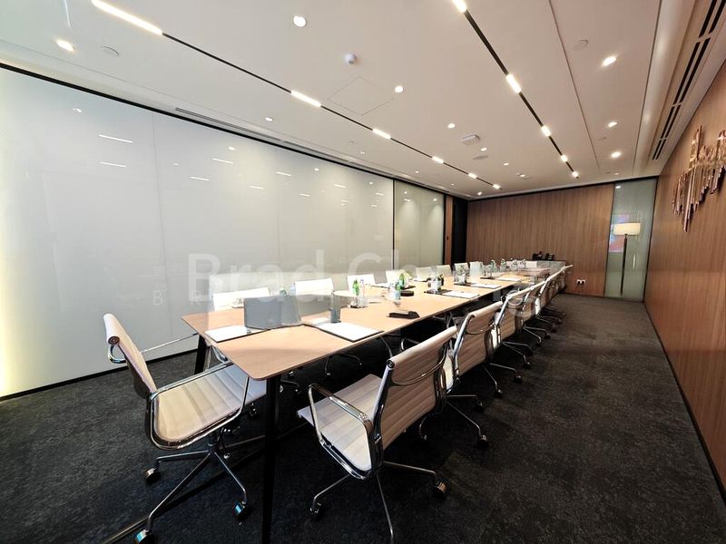 Office for Rent: Gateway East - Image 12