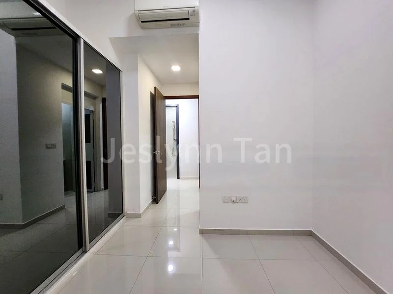 2 Bed Apartment (Condo) for Sale in  8 Farrer Suites - Image 8