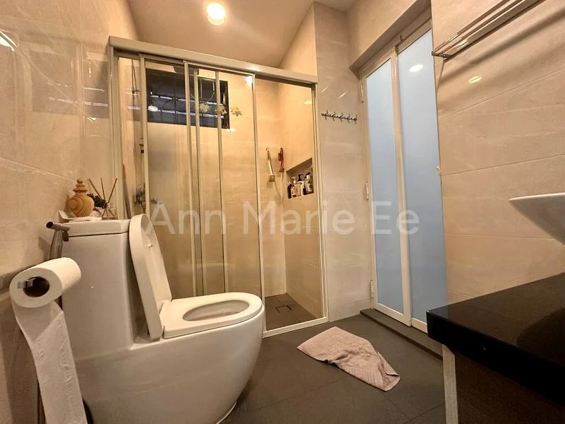 4 Bed Terraced House (Landed) for Sale in  Jalan Ikan Merah - Image 20