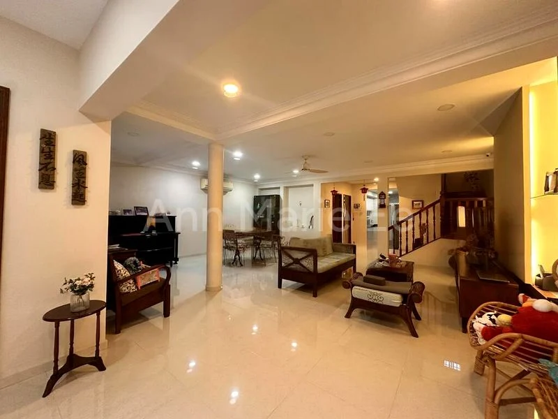 4 Bed Terraced House (Landed) for Sale in  Jalan Ikan Merah - Image 1