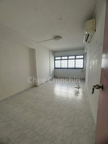 4 Room (4NG) HDB for Rent in  627 Choa Chu Kang Street 62 - Image 3