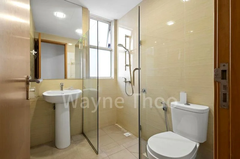 3 Bed Condo for Sale in  Sunglade - Image 10