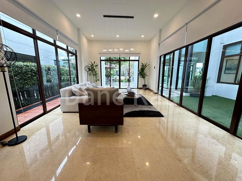 6 Bed Bungalow (Landed) for Sale in Ocean Drive - Image 3