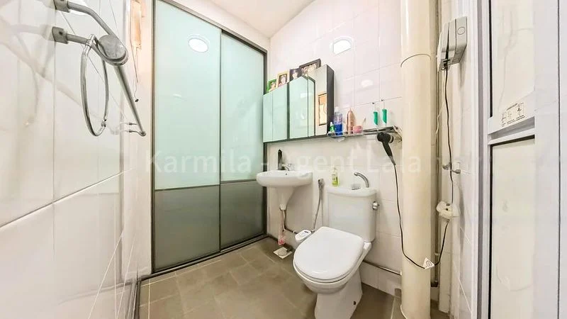 5 Room (5I) HDB for Sale in  624 Hougang Avenue 8 - Image 15